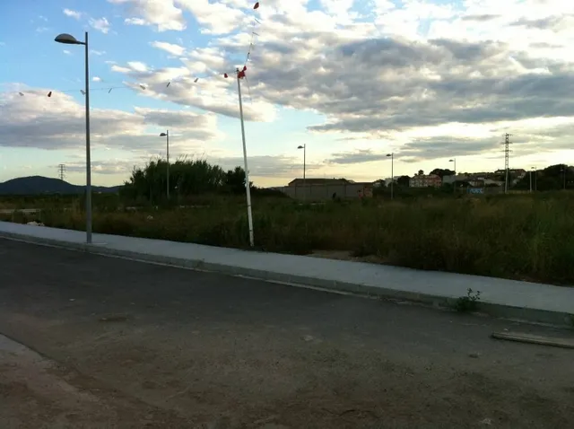 Parcela urbana en el casco urbano, cerca del metro — 5
