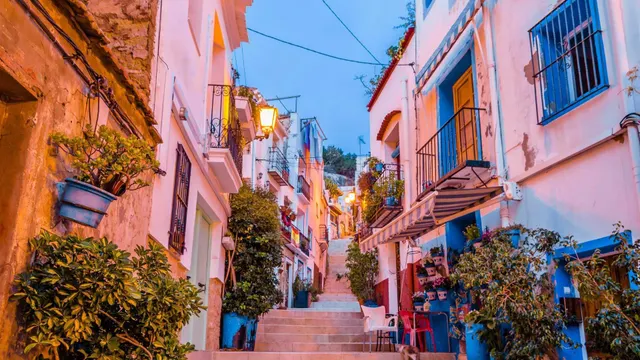 Vivienda de cuatro dormitorios en el centro de Alicante — 49