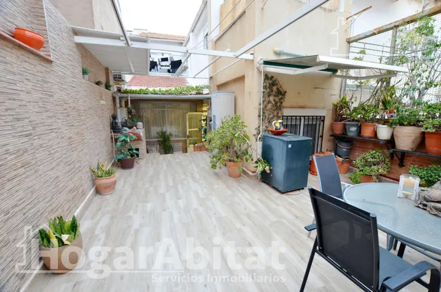 ¡EXCELENTE UBICACIÓN! AMPLIO Y TODO EXTERIOR CON GRAN TERRAZA — 14