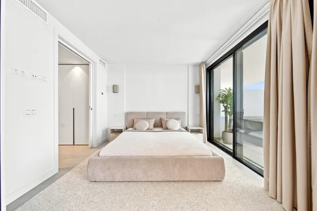 APARTAMENTO DE LUJO CON VISTAS PANORÁMICAS AL MAR EN CARAT I – CARVAJAL, FUENGIROLA — 7