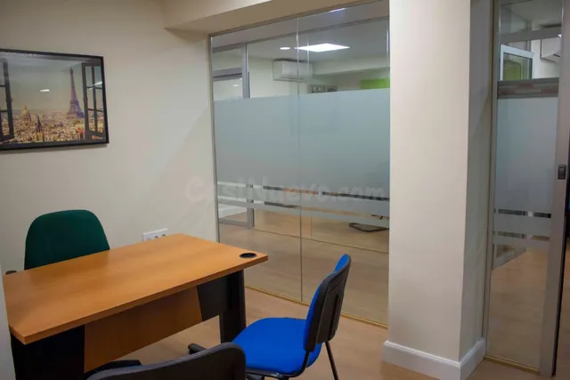 Alquiler de Despacho en Centro de Negocios en el centro de B