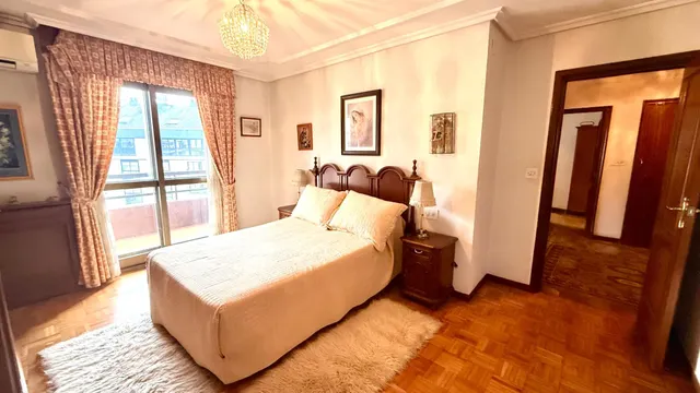 Piso Amplio y Luminoso en el Corazón de la Ciudad 3 habitaciones grandes balcones y garaje para coche pequeño — 18