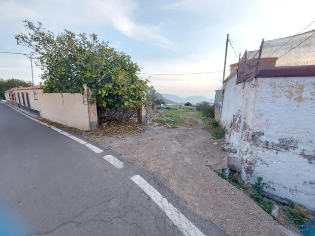 Parcela en venta en la zona de Castala. — 7