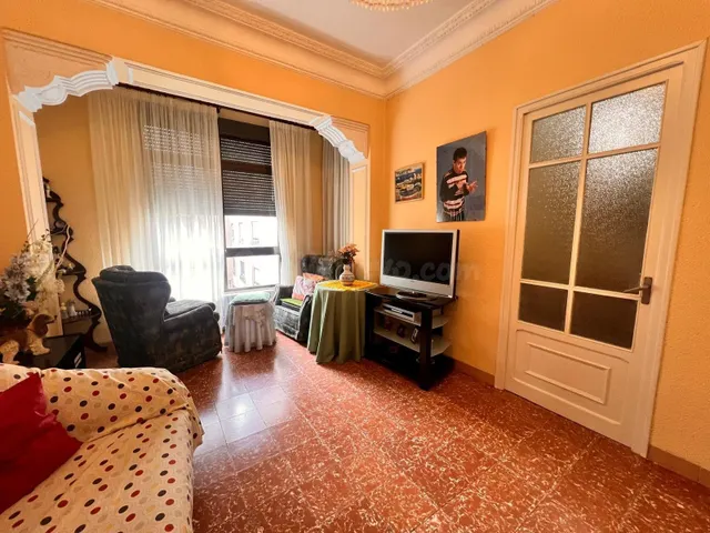 VIVIENDA EN EL CENTRO DE CASTELLON, ULTIMA OPORTUNIDAD!!!! - foto 2