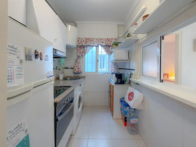 ¡Acequion! Magnifico apartamento con terraza cómoda y vistas laterales al mar + Piscina comunitaria a 220 metros de la playa — 13