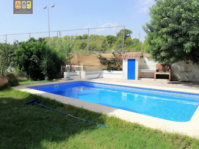 Dos adosados con terreno y piscina privada en Altea La vella — 6
