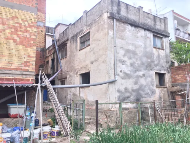 CASA PARA REFORMAR CENTRO PUEBLO — 24