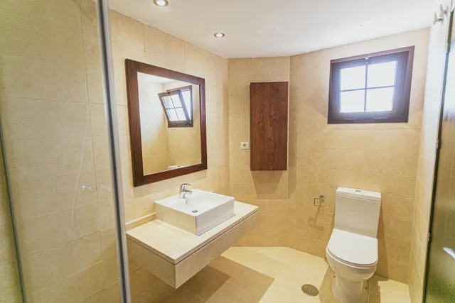 Precioso Atico Triplex de 4 dormitorios en Altos de los Monteros en perfecto estado — 14