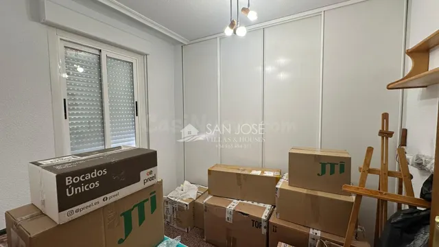 SE ALQUILA PISO SIN AMUEBLAR EN EL CENTRO DE ASPE - foto 3