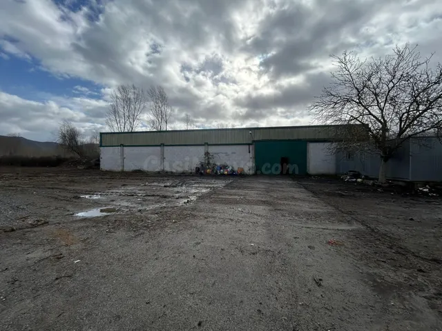 SE VENDE TERRENO URBANIZABLE