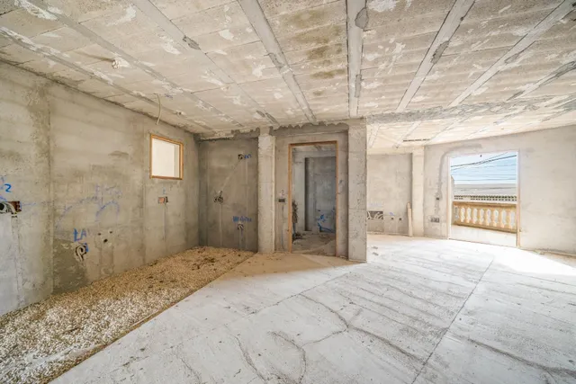 Edificio en María de la Salud en construcción. — 29