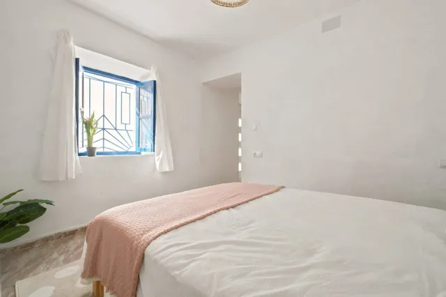 Exclusiva casa andaluza reformada en el casco histórico de S - foto 4