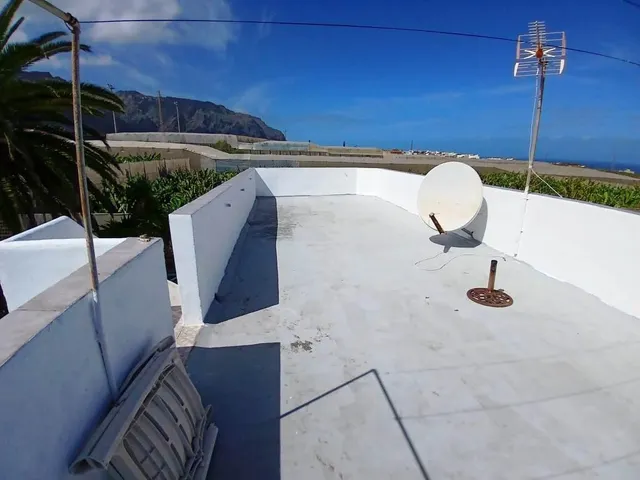 Casa con finca en Buenavista del norte — 28