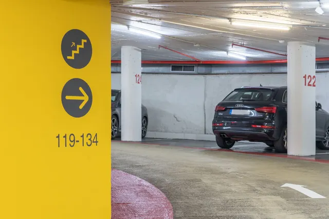 Parking 12m² en alquiler - Barcelona — 33