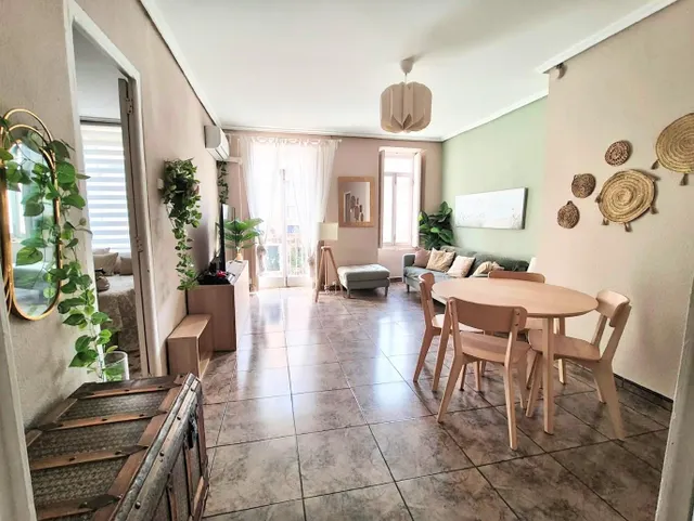 SE ALQUILA PRIMERA PLANTA DE CASA DE PUEBLO EN BURJASSOT - foto 5