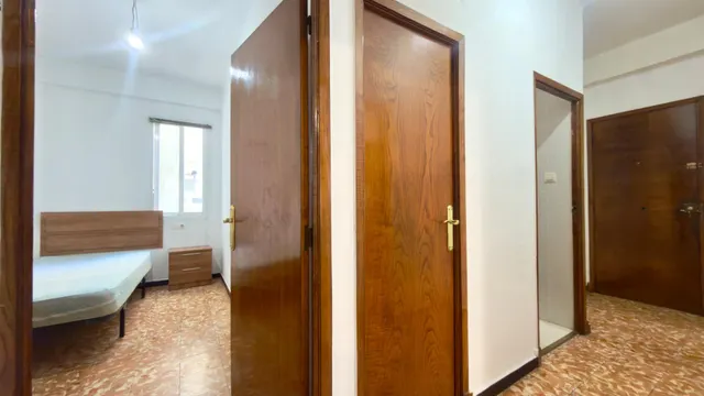 Piso en Alquiler Cerca de la Universidad - ¡Oportunidad Única! — 24