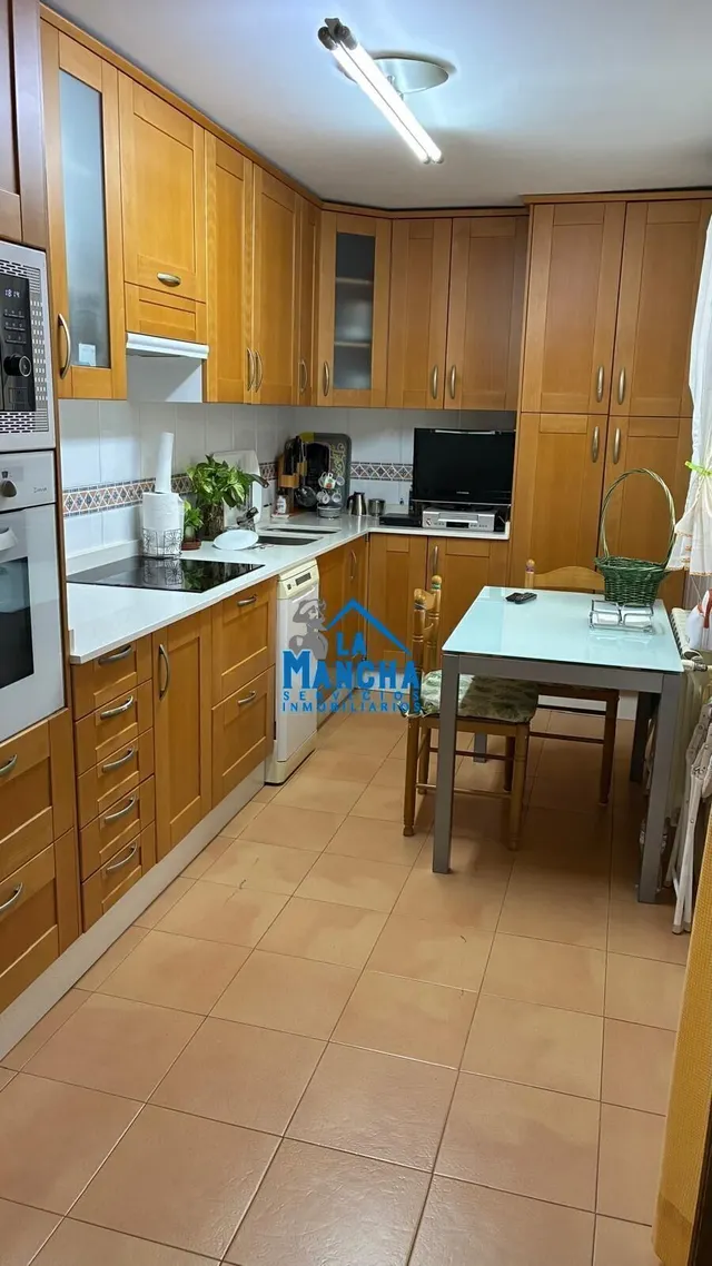 *320.000€* inmobiliaria la mancha vende piso en el centro de Albacete-carretas — 13