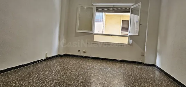 Acogedor Piso en Venta en San Blas, Alicante por €159,000 — 2