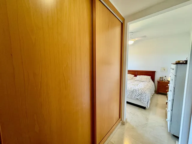 Piso en venta en Calle María de las Mercedes — 20