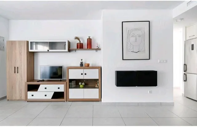 Bonito apartamento moderno, 3 Dormitorios en aguas Nuevas. U - foto 2