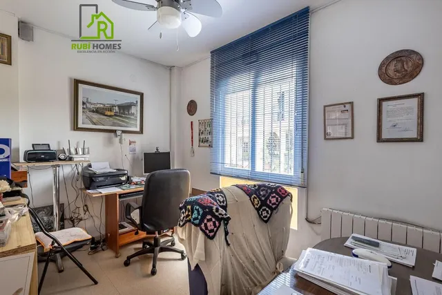 AMPLIA CASA DE 5 DORMITORIOS EN ALHENDÍN, GRANADA — 28