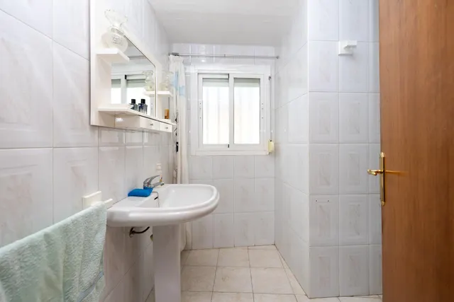 ¡Tu hogar ideal te espera en Moraleda de Zafayona! — 36