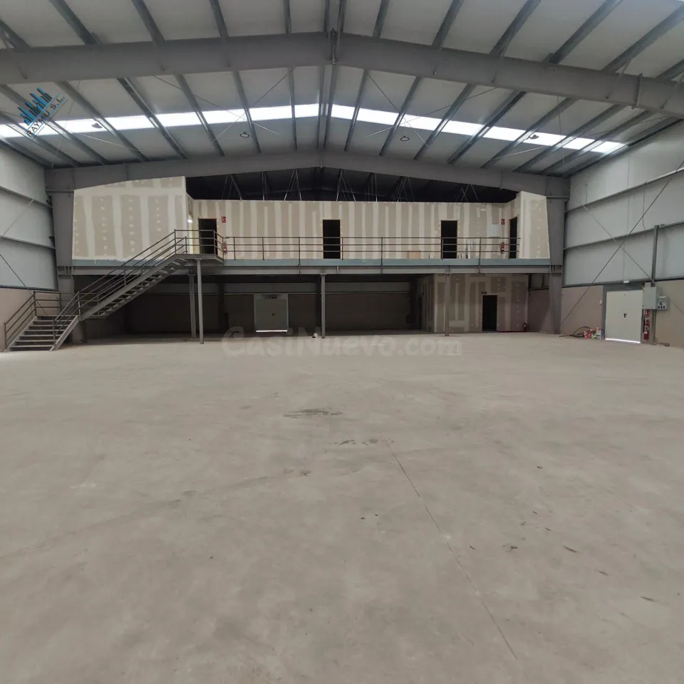 NAVE INDUSTRIAL NUEVA A ESTRENAR EN LOECHES – 1.340 m2 CONSTRUIDOS SOBRE PARCELA DE 2.181 m2