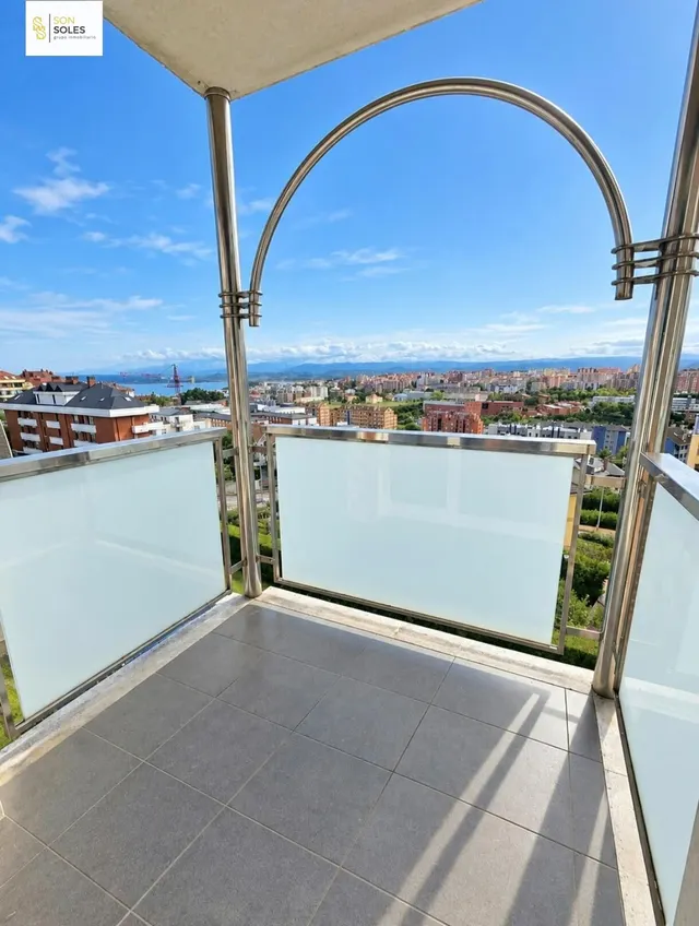 IMPRESIONANTE PISO CON ESPECTACULAR TERRAZA DE 40 METROS EN VALDENOJA — 11