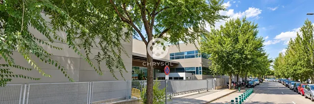 Exclusiva nave industrial tipo c con edificio corporativo junto a zona franca y fira de Barcelona. — 6