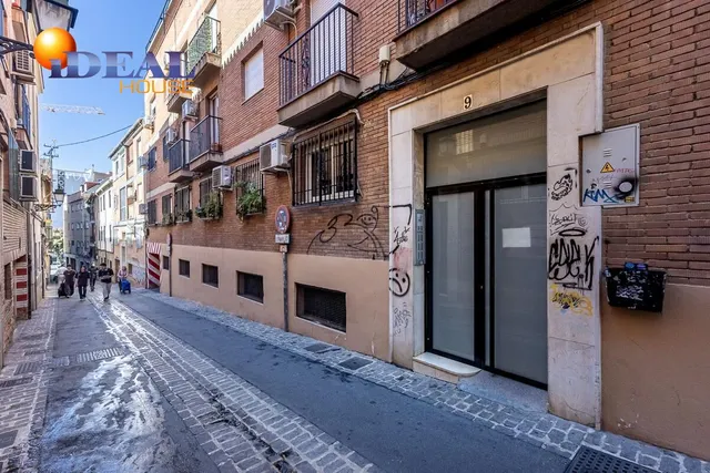 Piso reformado junto a triunfo — 21