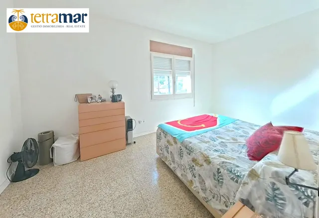Amplia casa en una de las mejores zonas de Viladecans - zona albarrosa — 16