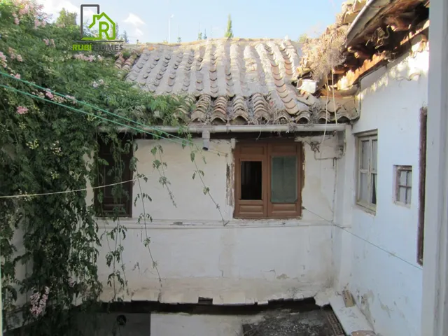 CASA CON VISTAS PANORÁMICAS A LA ALHAMBRA — 33