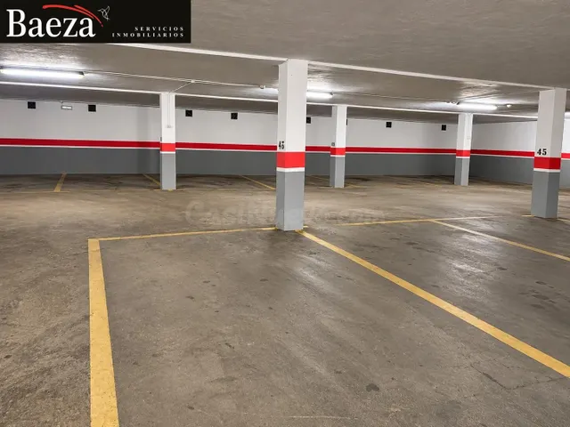Plaza de garaje en venta en Avenida de la Rambla de San Juan - foto 2