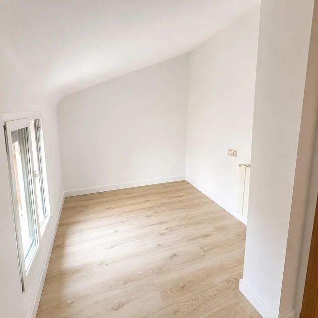 Ático dúplex de 4 dormitorios con gran terraza en València — 7