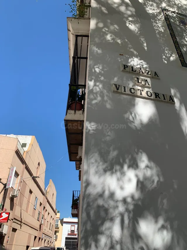 Amplio Apartamento en el Corazón de Sanlúcar de Barrameda - foto 3