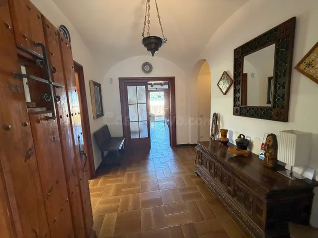 VILLA CON VISTAS AL MAR EN LLAFRANC – PISCINA, LICENCIA TURÍ - foto 3