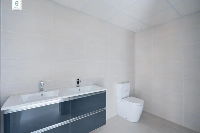 Exclusiva vivienda de lujo en planta baja con grandes terrazas, vistas a Granada — 23