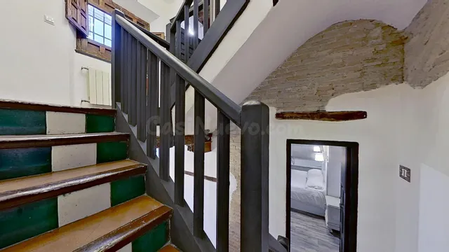 Edificio turístico con cambio de uso a Hostal — 34