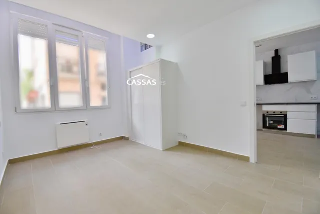 ZONA CENTRO– Planta baja Reformado a estrenar con 2 habitaciones y 2 baños. — 17