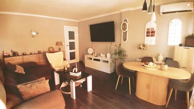 PISO EN SALOU CENTRO 4 habitaciones — 23