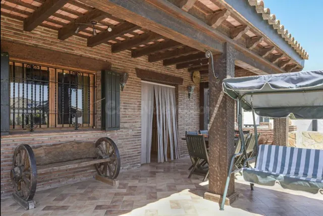 Magnifico Chalet en La Muela - foto 4
