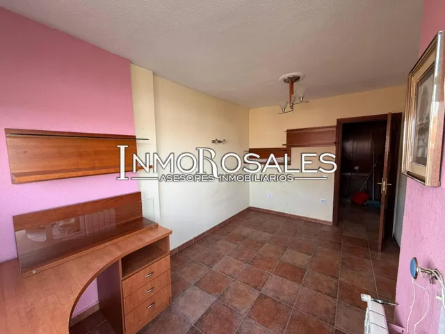 PISO EN VENTA EN AVENIDA DE ROSALES — 10
