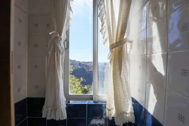 Hotel Rural en un entorno Mágico, Busquístar — 38