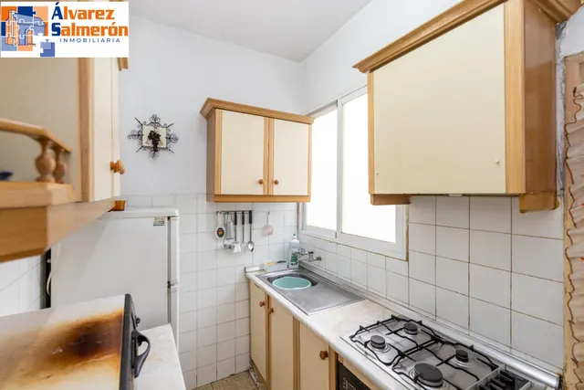 Piso para reformar junto a Plaza Einstein – 3 dormitorios y vistas despejadas — 16