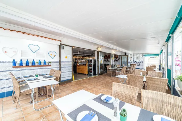 Restaurante en Cala Agulla - foto 4