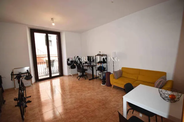 ENCANTADOR DUPLEX EN FINCA HISTÓRICA REHABILITADA EN VILANOVA — 8