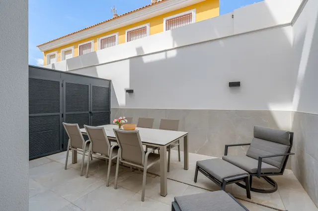 Casa 3 habitaciones en venta - Zona Pueblo — 31