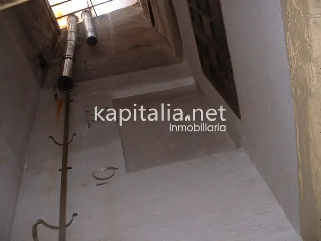 Casa a la venta en La Vila de Ontinyent. — 8