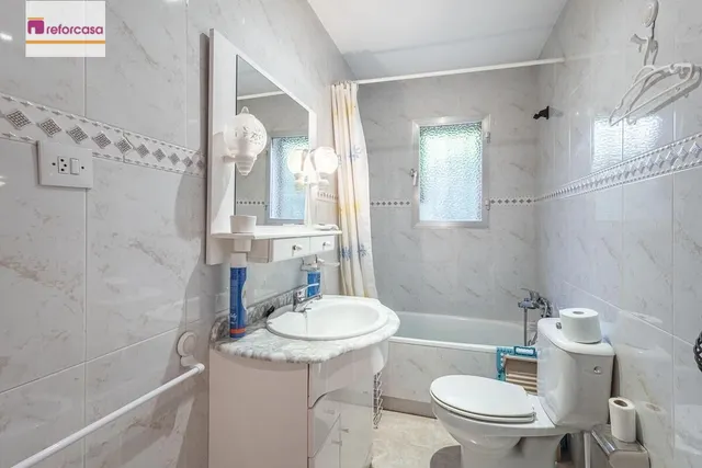 Espectacular Chalet en Ogijares - Ideal para Familias — 22