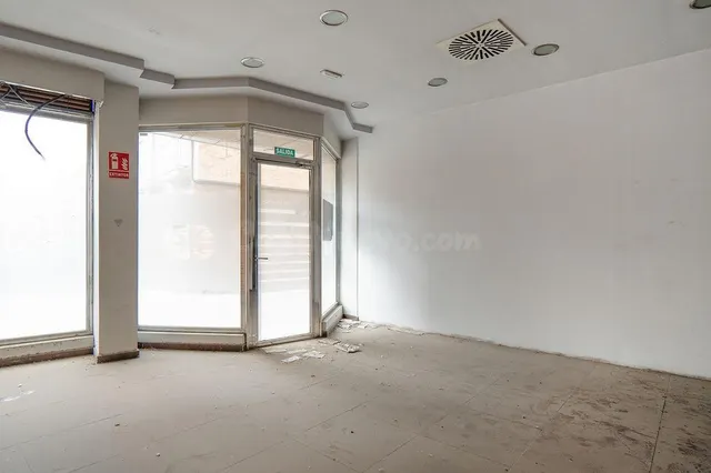 LOCAL COMERCIAL SAN BENITO - foto 3